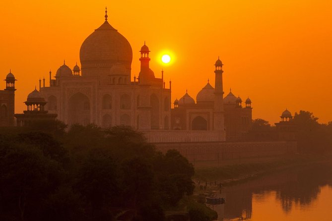 Sunrise Taj Mahal Tour By Car