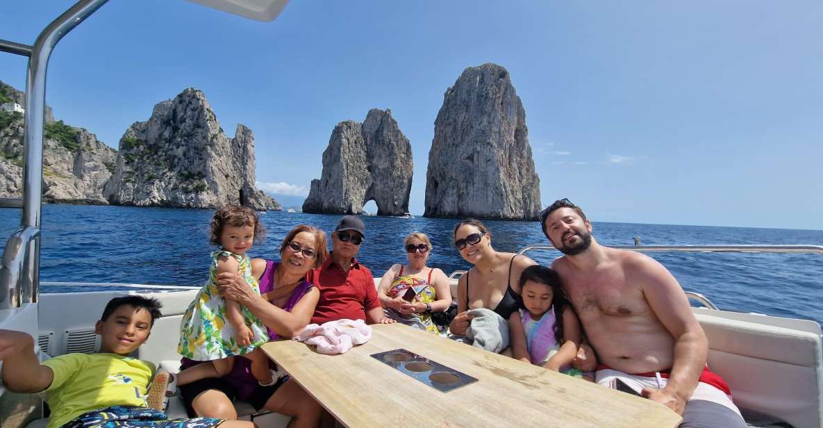 1 tour capri discover the island of vips by boat 5 Tour Capri: Discover the Island of VIPs by Boat