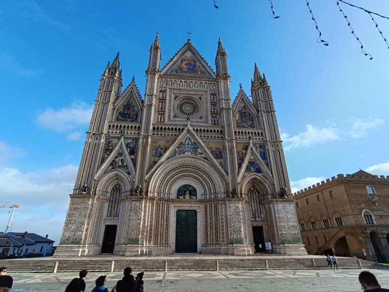 Transfer Florence-Rome With Stops in Orvieto & Bagnoregio