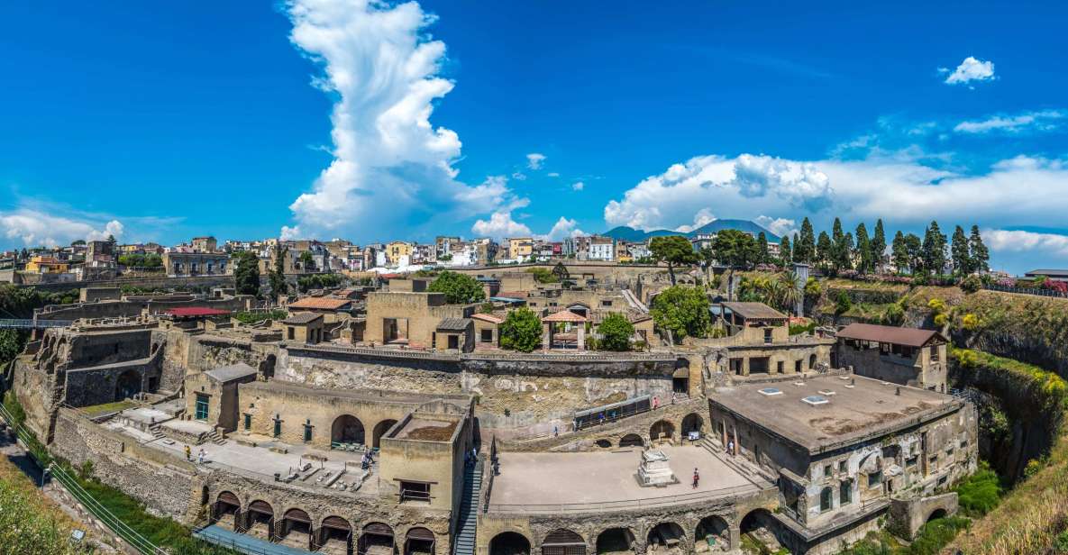 Transfer From Naples to Sorrento With Tour in Herculaneum