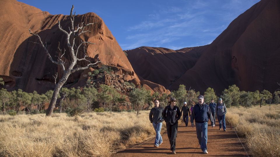 1 uluru guided trek of ulurus base in a small group Uluru: Guided Trek of Ulurus Base in a Small Group