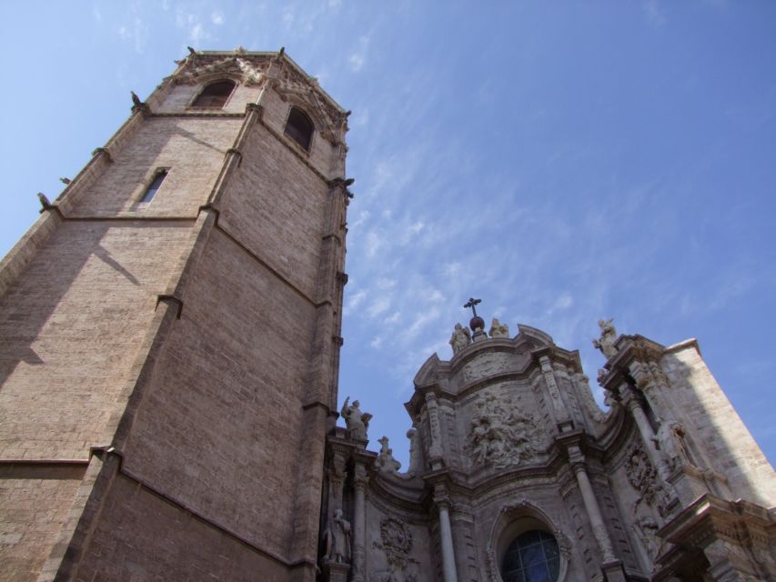 Valencia: Historical Walking Tour - Accessibility and Highlights