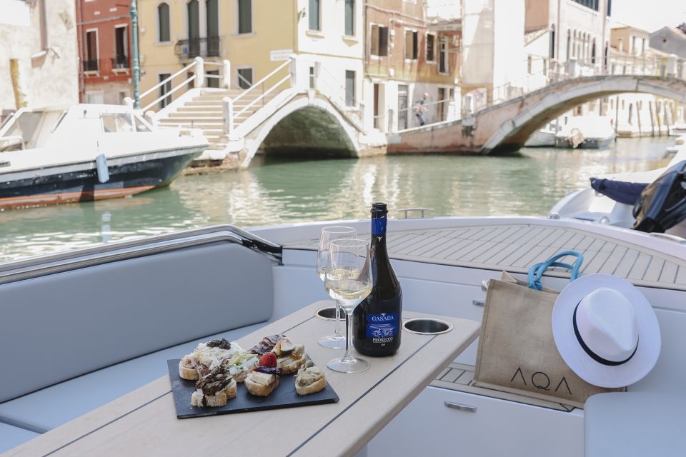 Venice: Explore Venice on Electric Boat