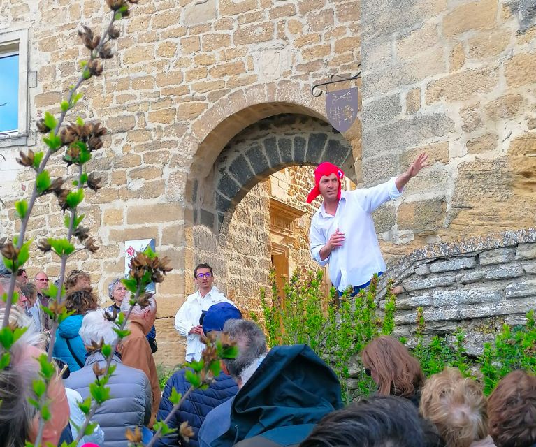 Visit Grillon, a Wonderful Provençal Village!