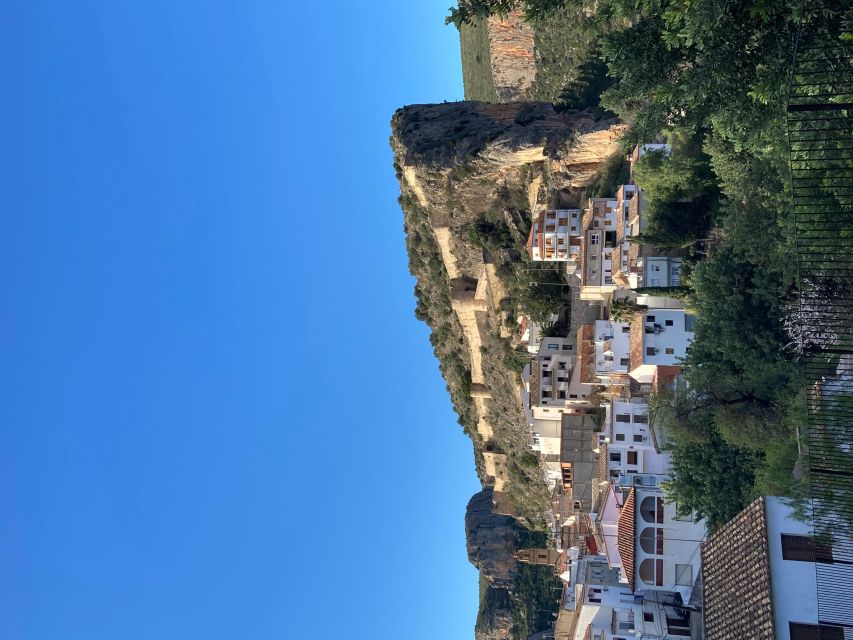 Walking Tour of The Canyon and Hanging Bridges of Chulilla