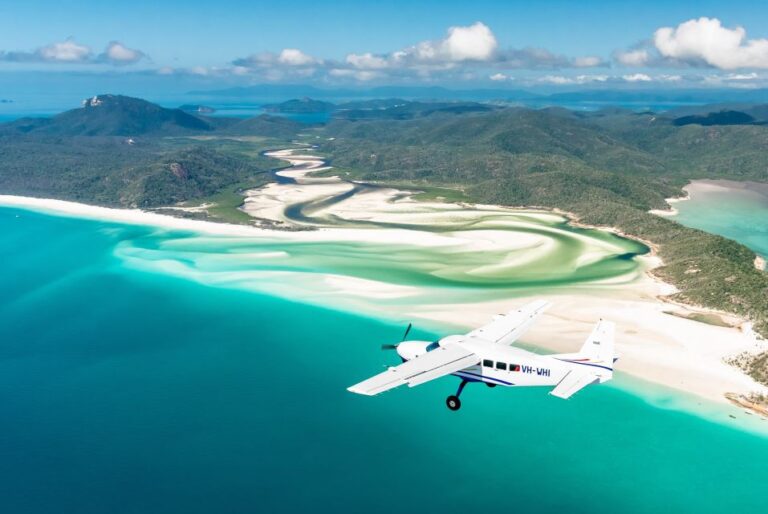 Whitsundays: Ocean Rafting Fly Raft Tour With Snorkeling