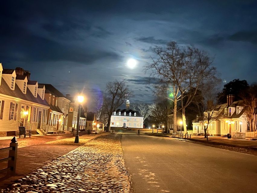1 williamsburg dead of night ghost walking tour Williamsburg: Dead of Night Ghost Walking Tour