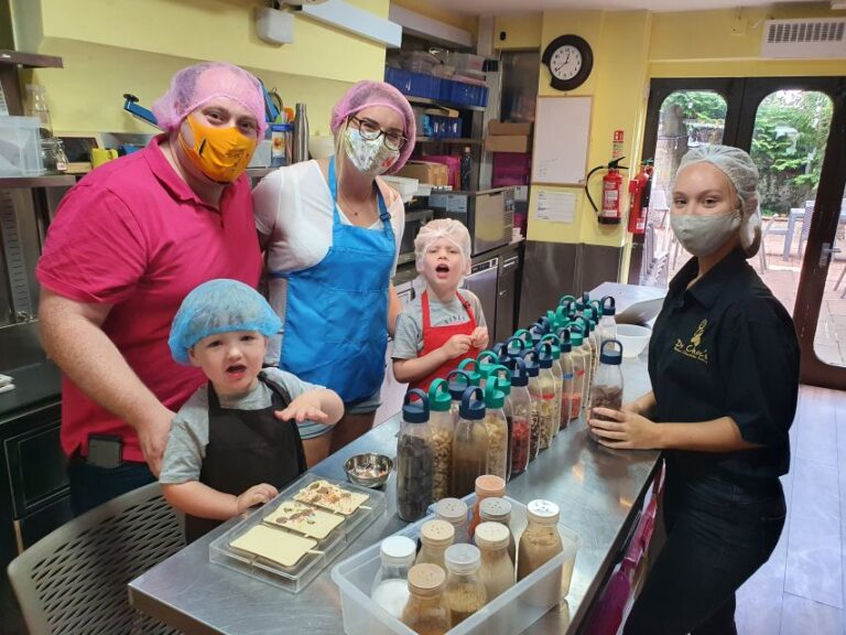 Windsor: Dr Chocs Mini Chocolatier Chocolate Workshop