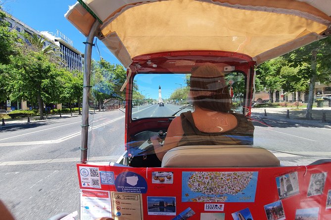 1 Hour in Tuk Tuk to Access the Famous Viewpoints of Lisbon - Meeting Point Details