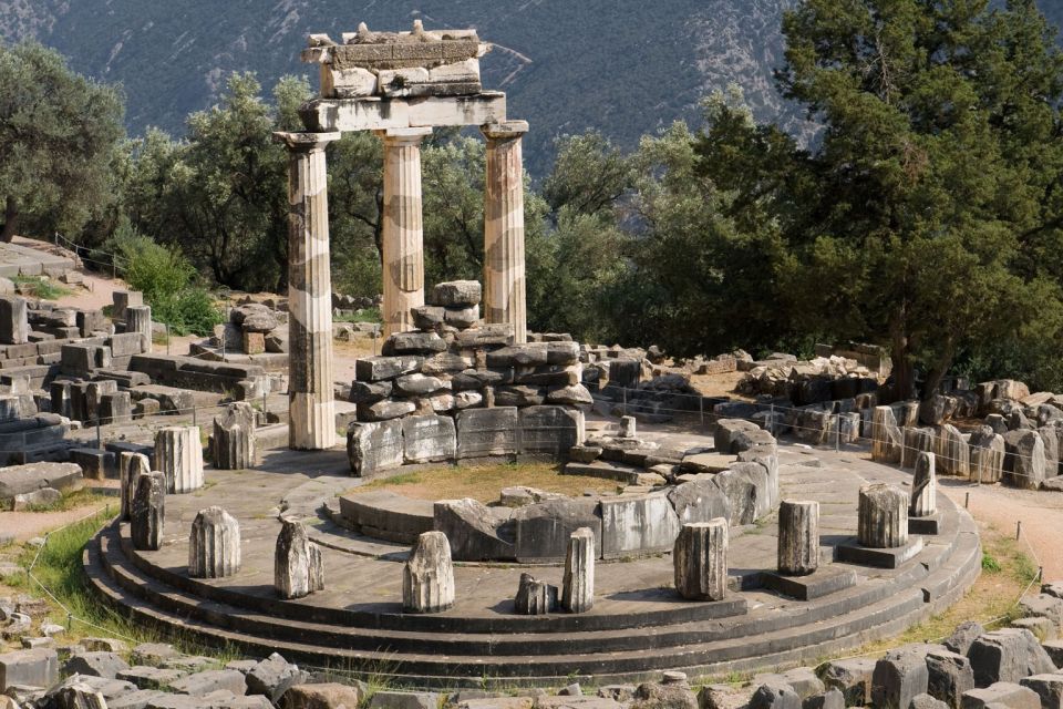 3-Day Classical Spanish Guided Tour in Peloponesse & Delphi - Inclusions