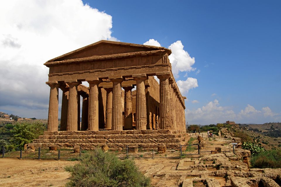 Agrigento: Valley of the Temples Private Walking Tour - Tour Description