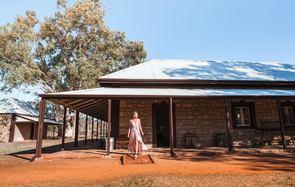 Alice Springs: Town Highlights and West MacDonnell Ranges - Royal Flying Doctor Service Visit