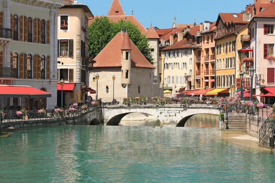 Annecy: First Discovery Walk and Reading Walking Tour - App Usage