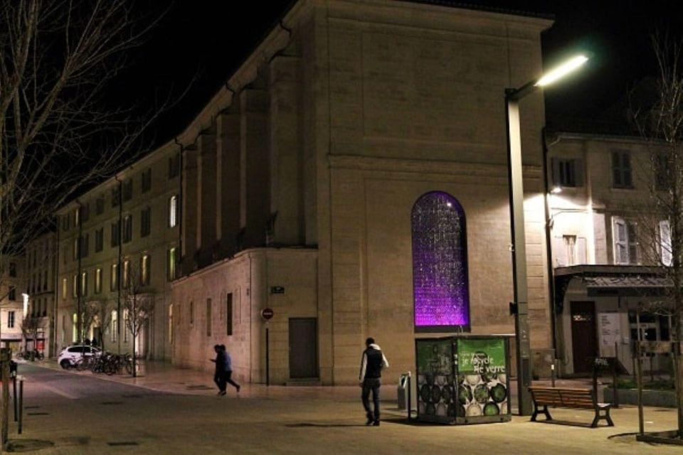 Avignon: The Night Owl Between Past and Present - Unveiling Avignons Medieval Secrets