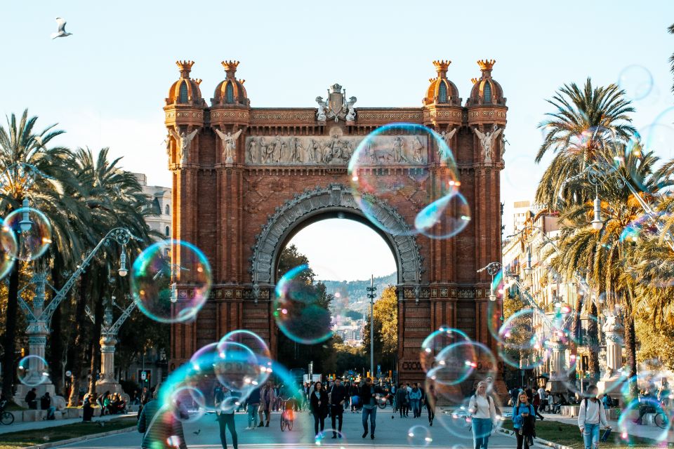 Barcelona - Arc De Triomf : the Digital Audio Guide - Key Points