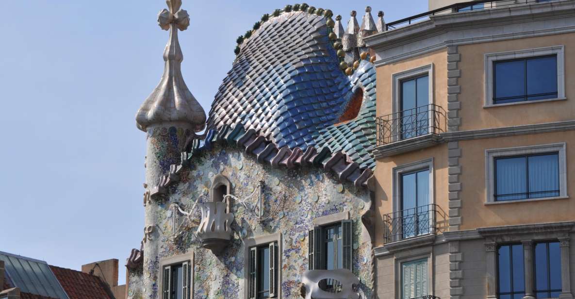 Barcelona: Discover Gaudi Architectural Guided Tour - Provider and Rating Information