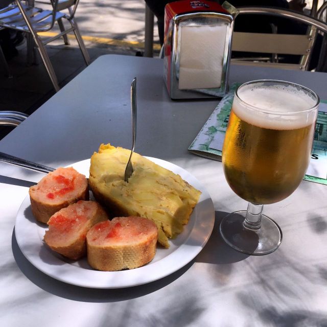 Barcelona: Private Guided Vermut Tour With Tapas and Drinks - Participant Selection and Date