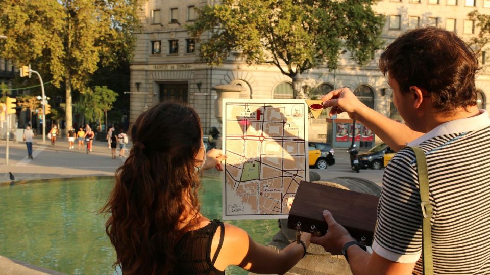 Barcelona: The Secret of Cerdà Treasure Hunt Walking Tour - Highlights