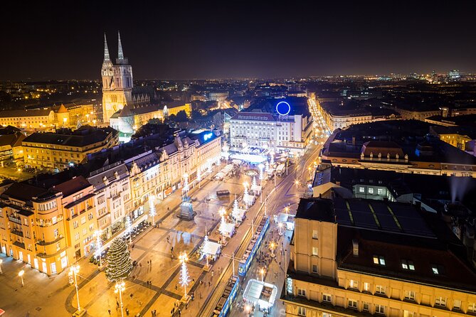 Beautiful Christmas in Zagreb - Walking Tour - Festive Atmosphere in Upper Town