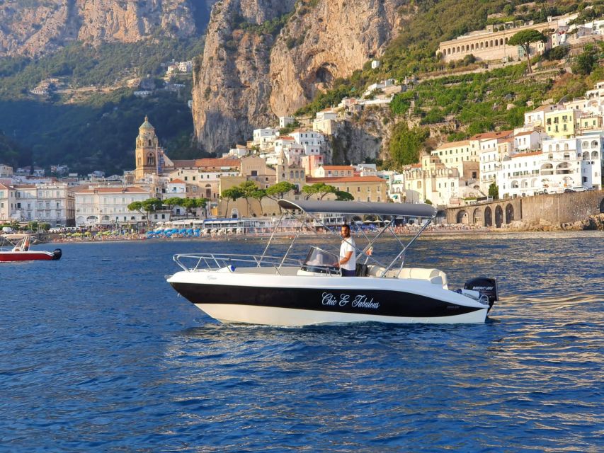 Boat Rental: Discover Beaches, Caves and Hidden Coves - Boat Description and Activities