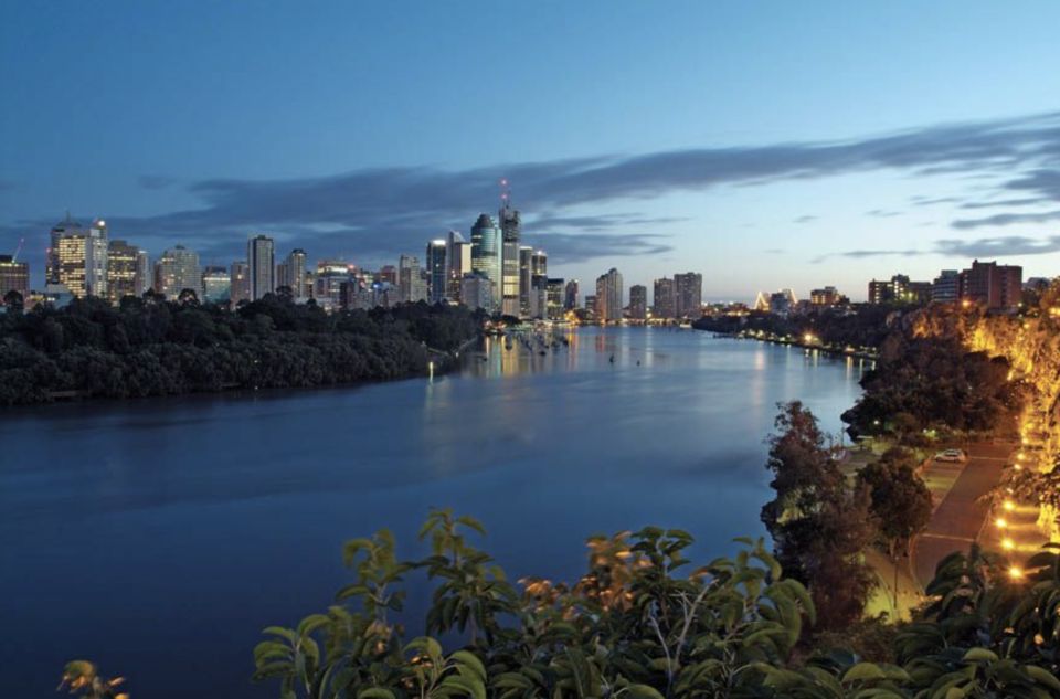 Brisbane City Twilight Abseil Adventure - Duration and Instructor Details