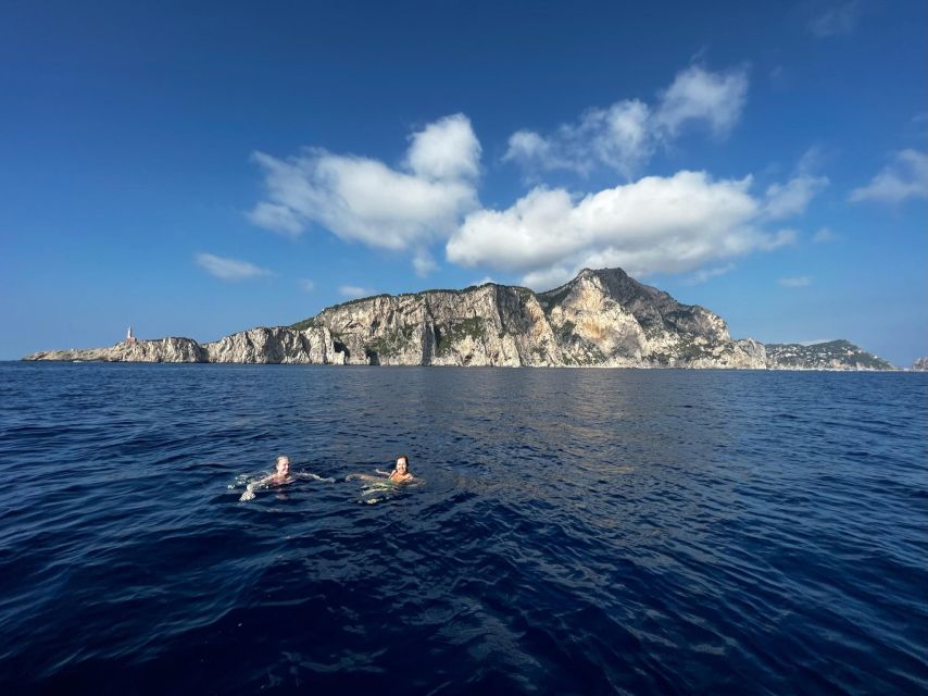 Capri: Exclusive Boat Tour - Experience