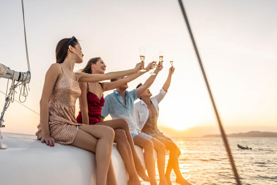 Catamaran Sunset Cruise Dia Island - Premium Menu & Drinks - Language and Cancellation Policy