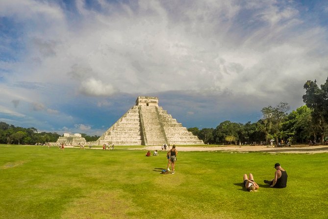 Chichen Itza & Ekbalam Tour With Cenote From Cancun - Tour Highlights and Sights