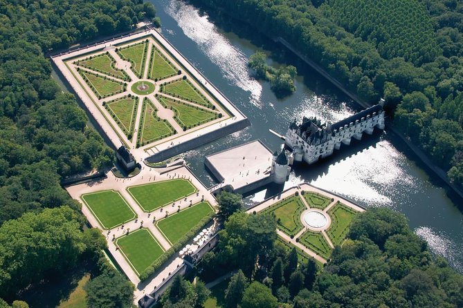 Day Tour of Chateaux of Chenonceau, Chambord & Caves Ambacia From Tours/Amboise - Booking Information