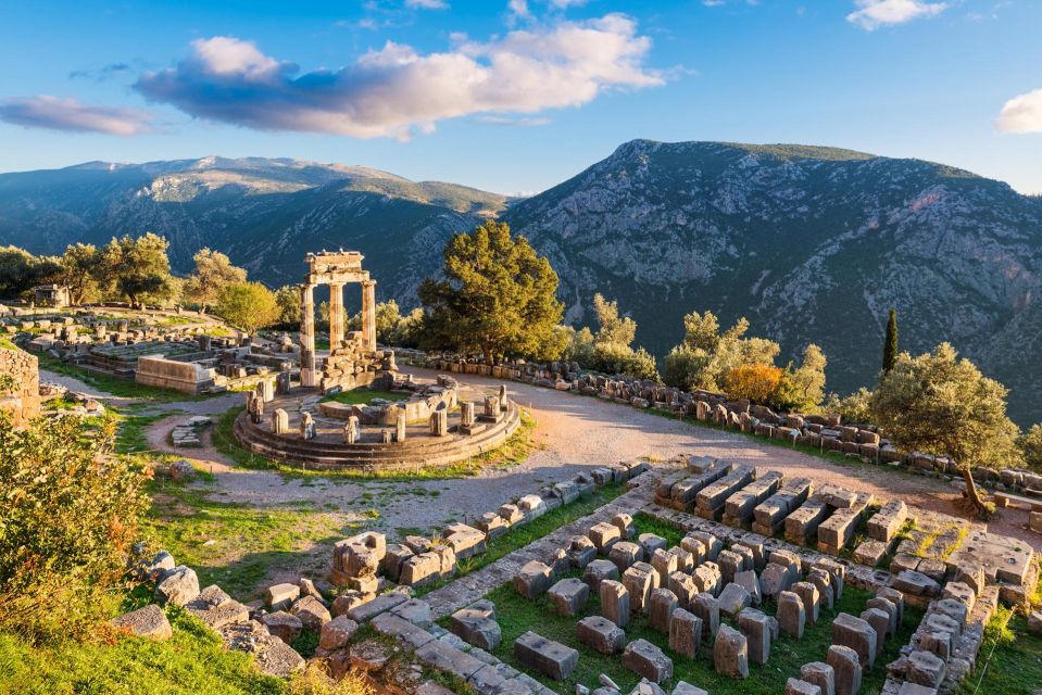 Delphi - Meteora - Itinerary