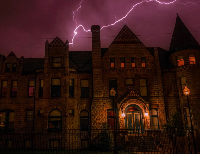 Detroit: Ghosts and Spirits Haunted Walking Tour - Full Description