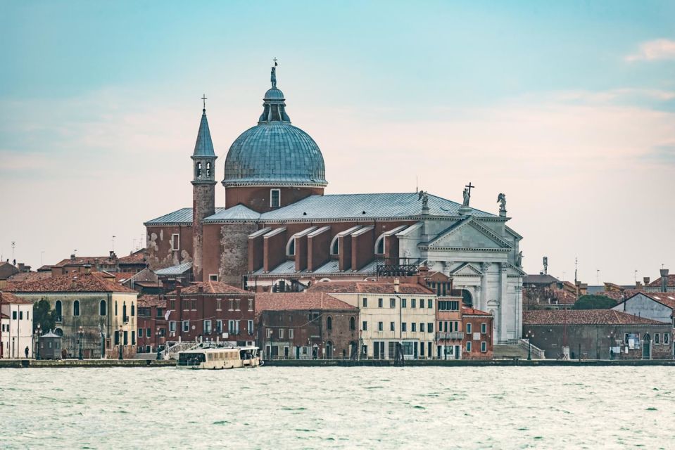 Essential Venice Tour: Highlights of the Floating City - Accessibility and Inclusions