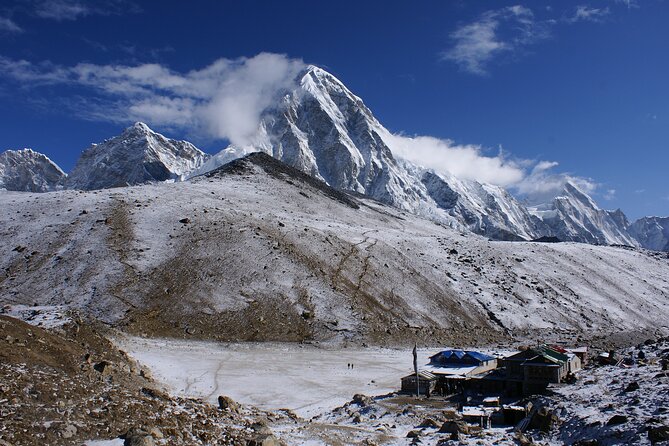 Everest Base Camp Trek With Helicopter Return – 9 Days - Accommodation and Meals