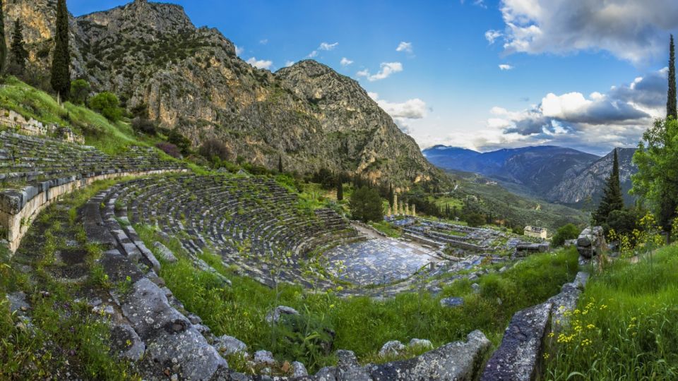 From Athens: Full-Day Delphi – Thermopylae Excursion - Activity Details