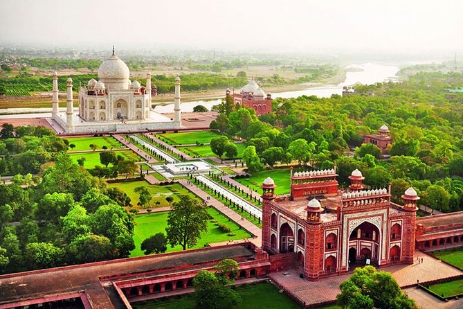 From Delhi: Agra Overnight With Fatehpur Sikri - Breakfast Stop at Midway