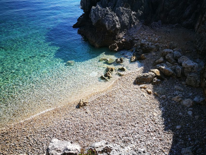 From Kefalonia: Blue Cave Boat Cruise & Shipwreck Photo Stop - Itinerary