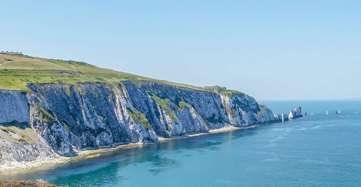 From Portsmouth: Isle of Wight Day Tour by Bus and Ferry - Tour Experience