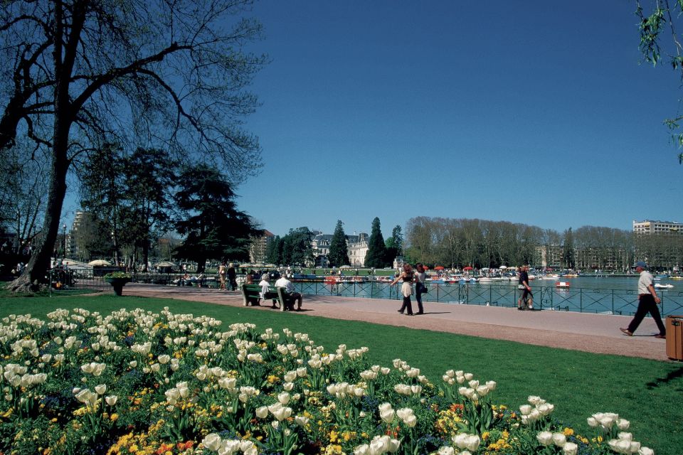 Geneva City Tour and Annecy Visit - Full Program Description