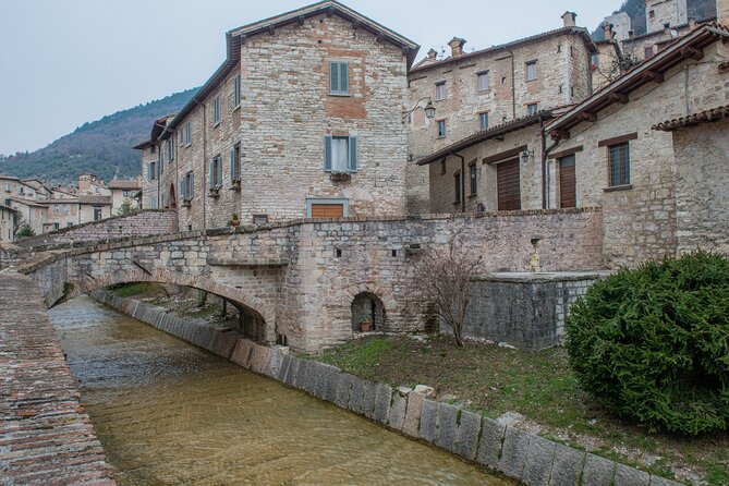 Gubbio: Private Walking Tour With Official Guide - Safety Measures