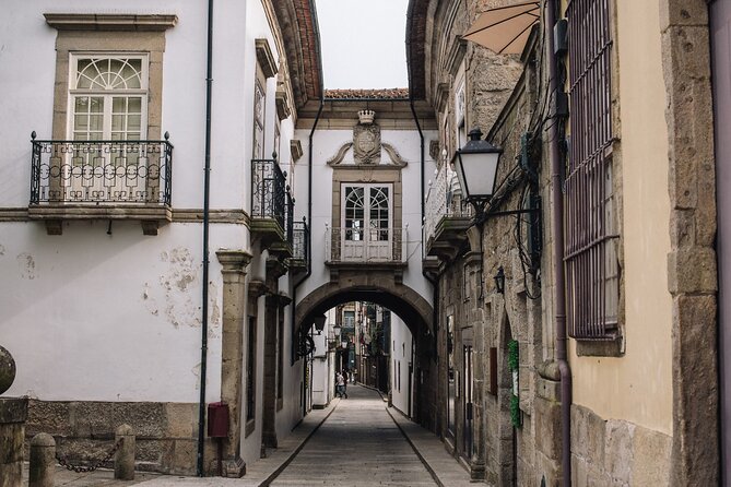 Guimarães Old Town Private Walking Tour - Reviews