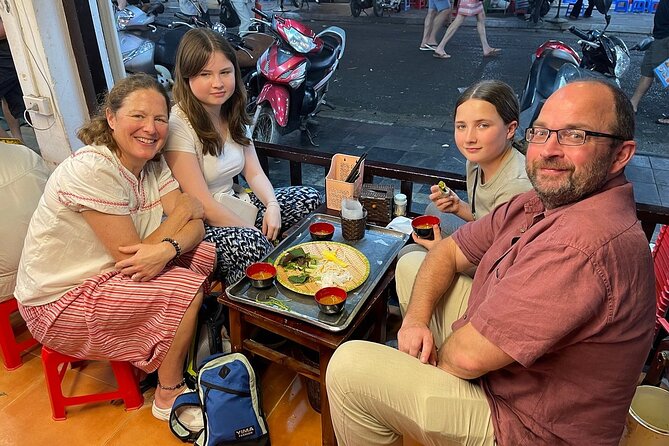 Hanoi Street Food Private Tour - Culinary Experiences