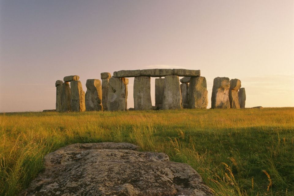 London: Stonehenge, Bath, Lacock, & Avebury Small Group Tour - Itinerary