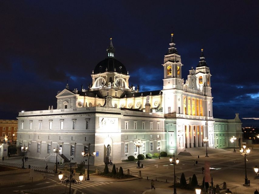 Madrid: Enchanted Night Walk Tour - Pricing and Duration