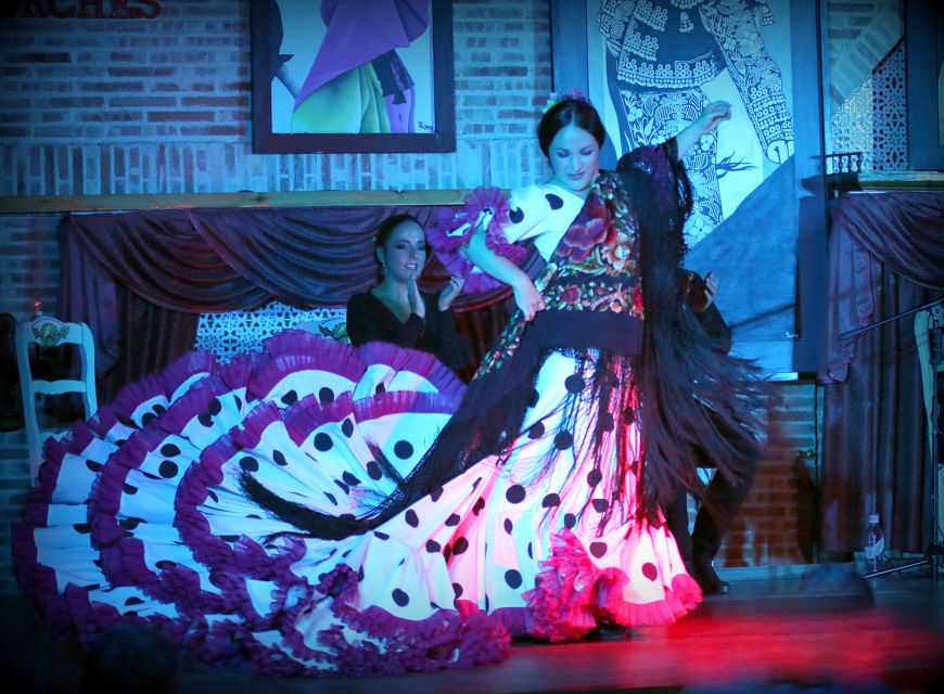 Madrid: Los Porches Flamenco Show With Tapas and Wine Ticket - Provider