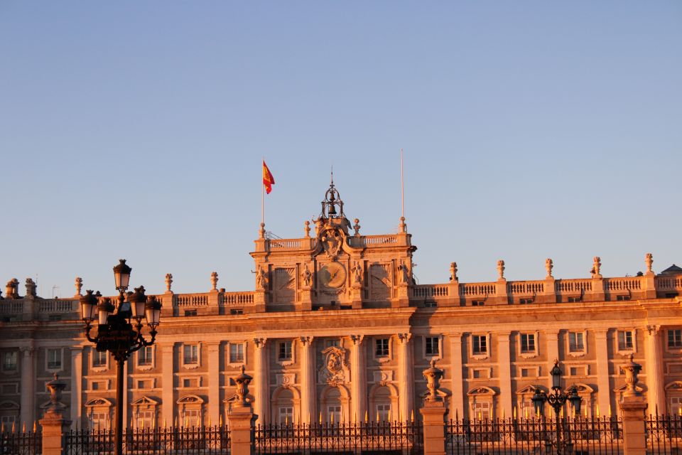 Madrid: Royal Palace Guided Tour With Ticket & Skip the Line - Activity Description
