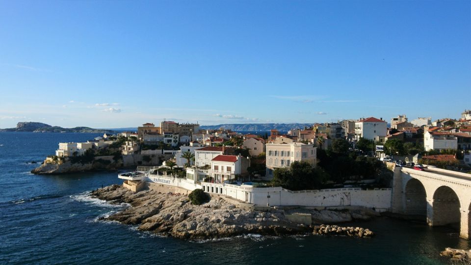 Marseille: Urban Hiking Tour With a Local Guide - Itinerary