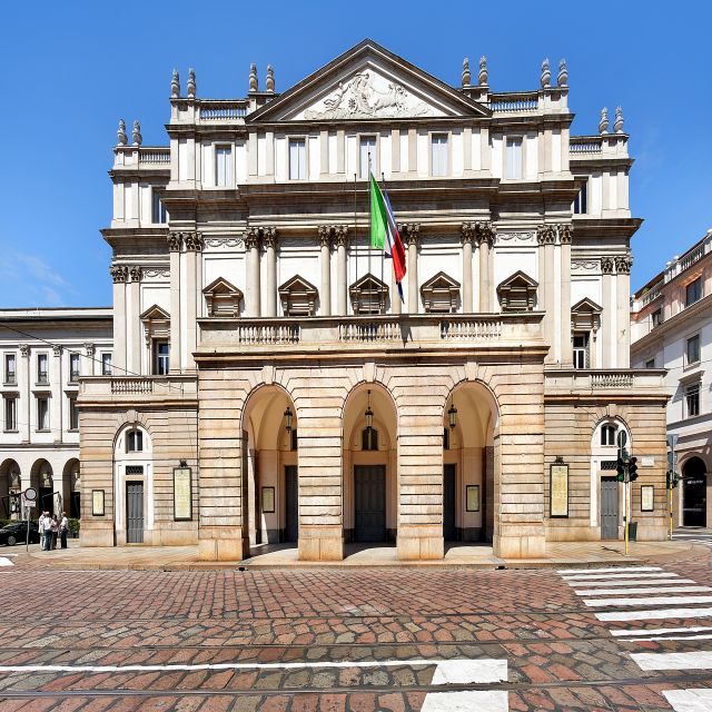 Milan: Old Town and Top Attractions Private Tour by Car - Pricing and Duration