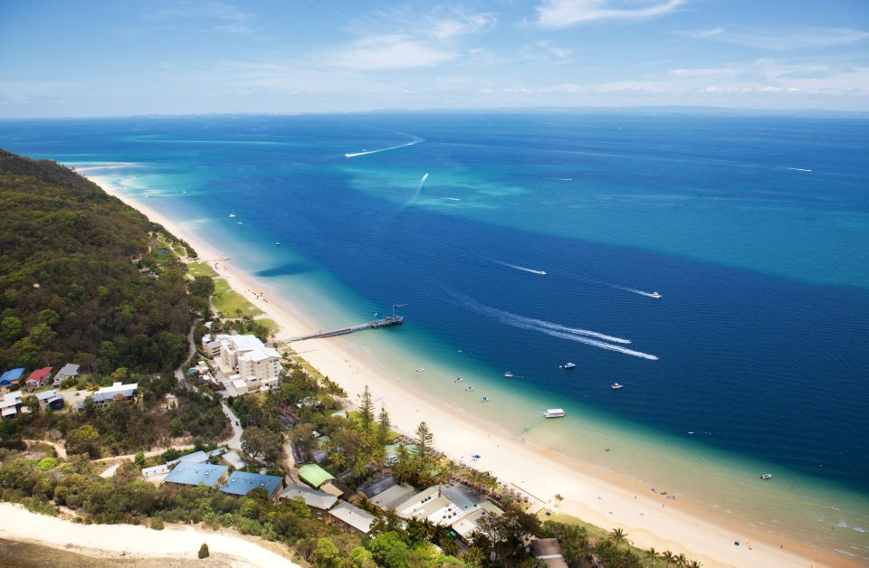 Moreton Island: Desert Safari Tour & Dolphin Viewing - Itinerary