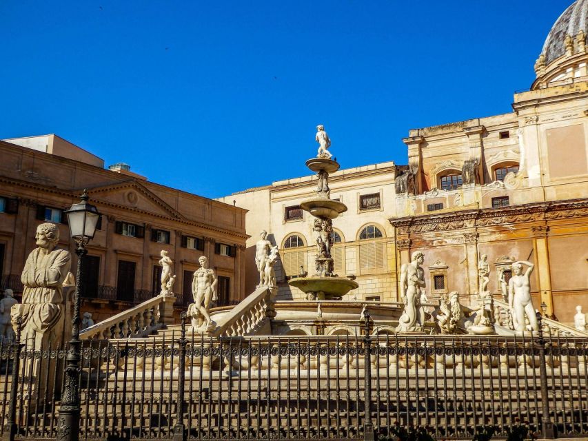 Palermo Private Guided Walking Tour - Language and Group Type