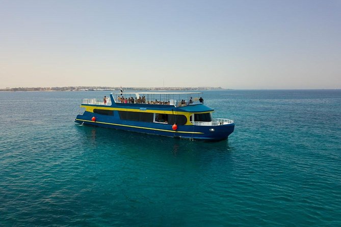 Paradise Catamaran Conquest 2 Hours Semi Submarine & Snorkeling - Hurghada - Logistics
